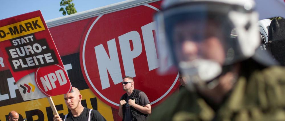 Und die Polizei ist im Dauereinsatz. Es bleibt nicht nur bei Protesten.