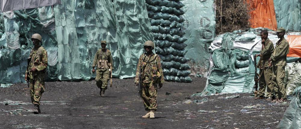 Kenianische und somalische Truppen durchkämmen ein Gebiet, das zuvor von der islamistischen Al Shabaab-Miliz kontrolliert wurde. Das Foto stammt vom November.