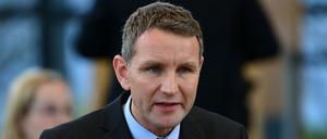 Der Thüringer AfD-Chef Björn Höcke ist wegen seiner umstrittenen Rassentheorie auch parteintern in der Kritik.