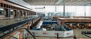 Flughafen BER. Die Baustelle soll am 30. Juni 2016 fertig sein.