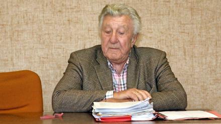 Rolf Bossi sitzt 2006 als Verkehrssünder vor Gericht in München. 