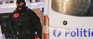Die Razzia fand Sonntagabend im Brüsseler Problemviertel Molenbeek statt. 