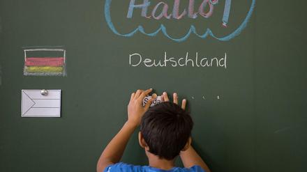 Ein Schüler in einer Vorbereitungsklasse.