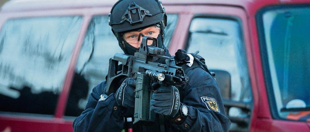 Zugriff in Strausberg. Spezialkräfte nahmen den Mann fest.