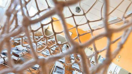 Notlösung. In etwa fünf Prozent der Berliner Turnhallen leben Flüchtlinge. 