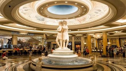 Kitsch as kitsch can: Eins der schönsten und prächtigsten Casinos in Las Vegas ist Cesar's Palace.