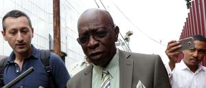 Jack Warner ist von der Fifa lebenslang für alle Tätigkeiten im Fußball gesperrt worden.