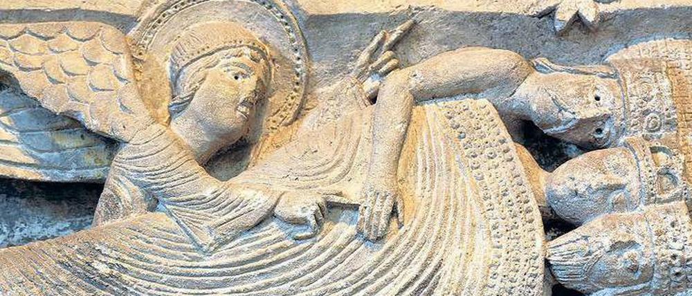 Aufwachen! Die heiligen drei Könige schlafen fest unter ihrer Decke. Säulenkapitell im Kapitelsaal der Kathedrale von Autun, 12. Jahrhundert.