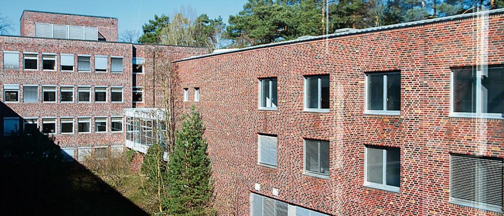Viel Platz für Asylsuchende. Die leerstehende Klinik wurde bis vor einigen Wochen noch als Kulisse für Arztfilme genutzt. 