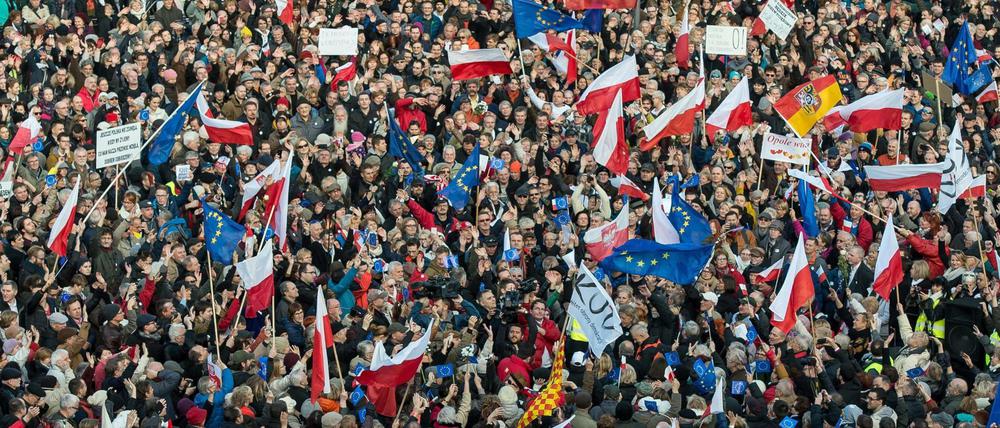 Auch auf dem Marktplatz in Breslau versammelten sich Demonstranten in großer Zahl.