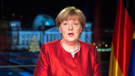 Bundeskanzlerin Angela Merkel bei ihrer Neujahrsansprache am Silvesterabend. 