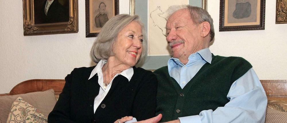 Sie halten zusammen. Roswitha und Wolfgang Völz in ihrer Wilmersdorfer Wohnung.