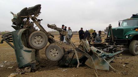 Bombenanschlag am Sonntag nach Weihnachten in der Provinz Helmand - drei von vielen tausend Toten diesem Jahr in Afghanistan