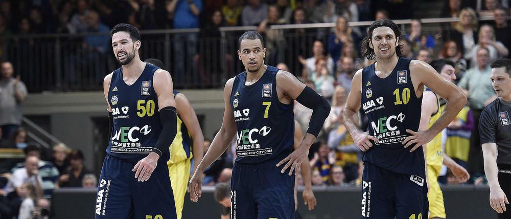Geschafft. Albas Mitchell Watt, Alex King und Akeem Vargas (von links).  