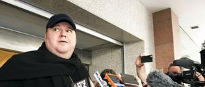 Kim Dotcom nach der Urteilsverkündung vor dem Gericht in Auckland. 