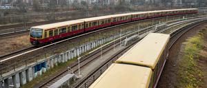 Kommt sie oder kommt sie nicht? Störungen im S-Bahn-Betrieb sollen jetzt gründlich untersucht werden. 
