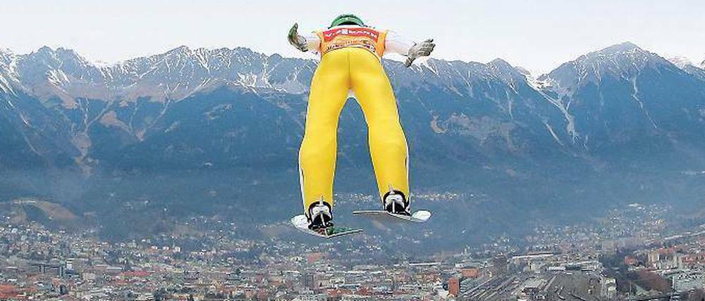 Glänzende Aussichten. Peter Prevc hat mit seinem Sieg beim Neujahrsspringen in Garmisch-Partenkirchen auch die Führung in der Gesamtwertung der Vierschanzentournee übernommen. Der Slowene ist der dominierende Springer dieser Saison und überzeugt vor allem durch seine Konstanz.