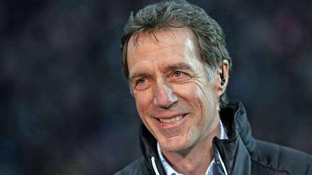 Ich bin der Neue. Helmut Schulte.