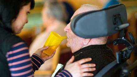 Hoher Bedarf: In den Pflegeberufen gibt es viele freie Stellen.