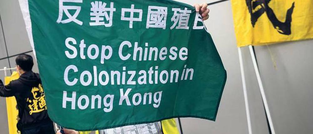 Am Sonntag demonstrierten Hongkonger für die verschwundenen Verlagsmitarbeiter.
