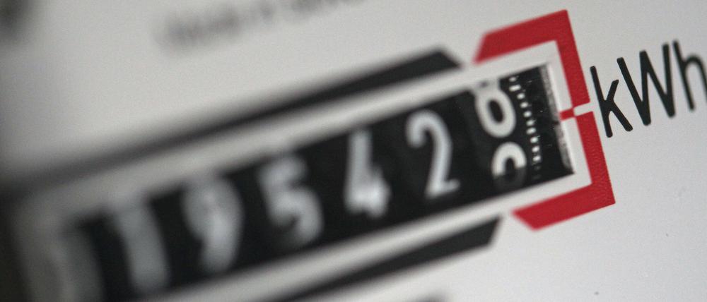 Kunden können aufatmen: Der Strompreis bleibt auch 2016 vorerst stabil.