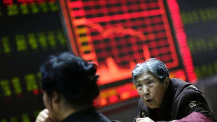 Turbulenzen: Die chinesischen Börse wurden am Montag von einem massiven Kursverlust heimgesucht. 