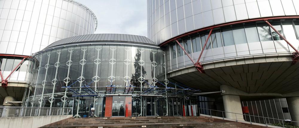 Der Europäische Gerichtshof für Menschenrechte hat die nachträgliche Verlängerung der Sicherungsverwahrung gebilligt.