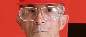 André Courrèges revolutionierte die Modewelt mit seinem Weltraum-Look. 