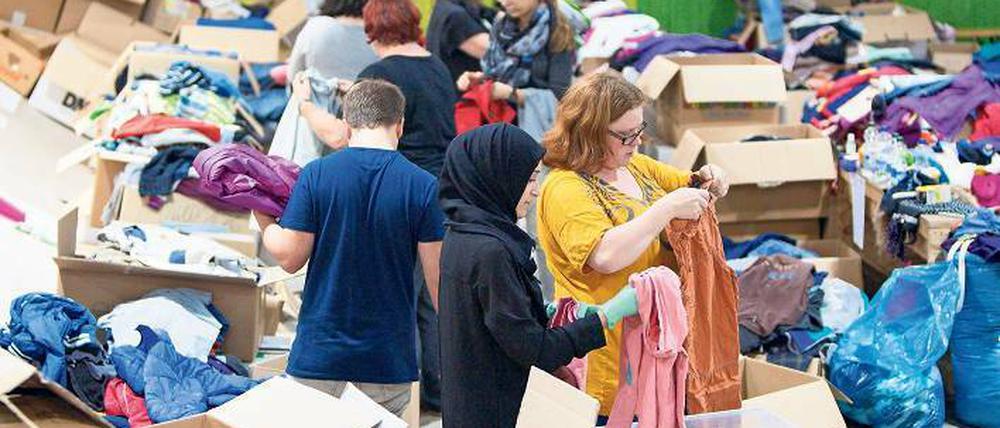 Die Arbeit nach dem Danke. Spenden müssen sortiert werden, dafür braucht man Platz, im Winter auch beheizten.