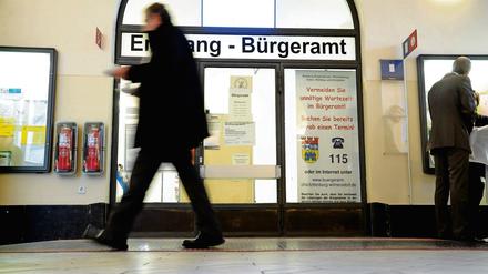 Innensenator Frank Henkel plant ein Musterbürgeramt für Berlin.