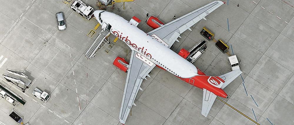 Das Oberverwaltungsgericht Lüneburg hat 26 der 31 umstrittenen Codeshare-Flüge von Air Berlin mit Das Oberverwaltungsgericht Lüneburg genehmigte 26 der 31 umstrittenen Codeshare-Flüge mit der arabischen Etihad genehmigt.