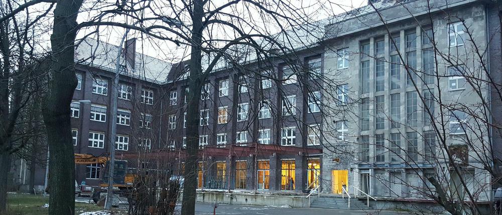 ehemalige Reichelt-Fleischfabrik in Marienfelde. Seit Januar 2016 Flüchtlingsunterkunft