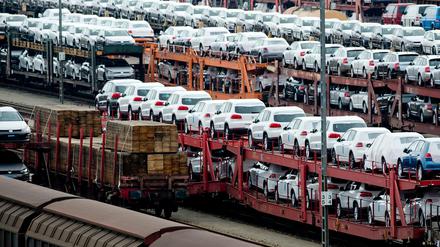 Neue Autos. Viele Europäer haben sich im vergangenen Jahr einen Pkw zugelegt.