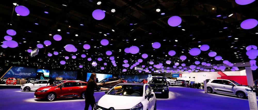 Derzeit präsentiert sich Renault auf der Motor Show in Brüssel. Ob der Himmel für die Franzosen derzeit voller Sterne hängt, ist angesichts der Spekulationen über einen neuen Abgasskandal fraglich.