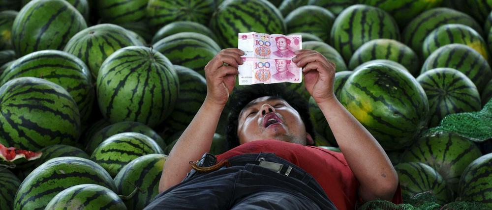 Ein Wassermelonenverkäufer in Changzhi, China. 