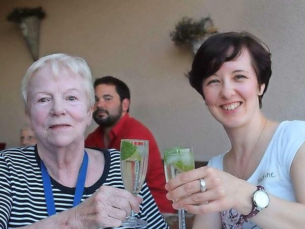 Jutta Volgmann und Nadine Fredow bei ihrem ersten Date: Nadine musste Jutta erst erobern.