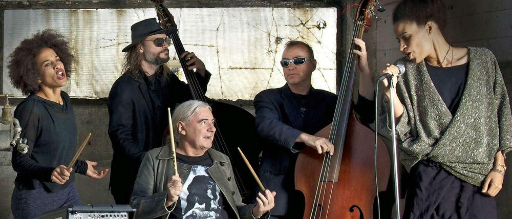 Die Band Phall Fatale.