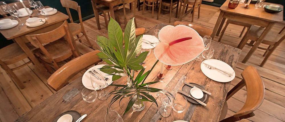 Hübsch rustikal. Hier war früher mal das "Cochon bourgeois", nun heißt das Restaurant "Tulus Lotrek". Neue Pächter, neuer Stil, beste Küche, gute Preise. Ein Besuch empfiehlt sich.