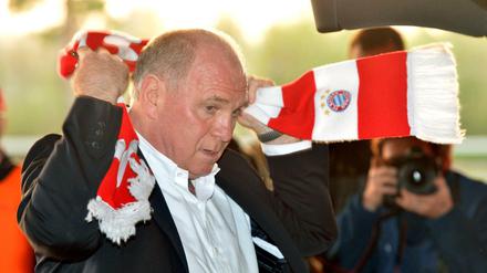 Uli Hoeneß rückt beim FC Bayern wieder stärker in den Fokus.
