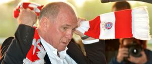 Uli Hoeneß rückt beim FC Bayern wieder stärker in den Fokus.