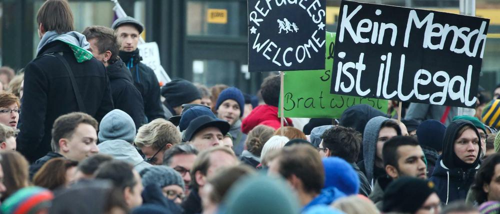 Deutschland ist in der Flüchtlingsfrage gespalten. Beim Streiten sollten nur einige Regeln beachtet werden.