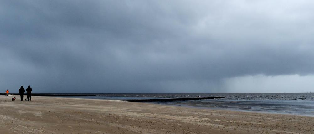 An den Gestaden des Meeres. Wasser, Wolken, Weite faszinieren die Menschen seit jeher.