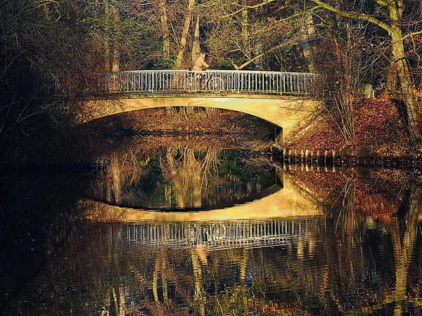 Aktiv im Tiergarten. Ab 1833 gestaltet Lenné das Gelände in einen "Volksgarten" um.