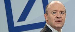 John Cryan und der Deutschen Bank stehen 2016 turbulente Zeiten bevor.
