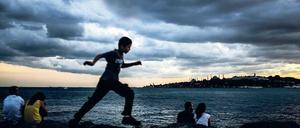 Auf dem Sprung in die Zukunft? Beobachter meinen, dass die Lage in der Türkei erst noch schlimmer werden dürfte.
