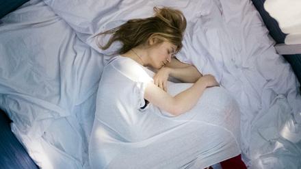 "24 Wochen" mit Julia Jentsch läuft als einziger deutscher Beitrag im Berlinale-Wettbewerb. Regie führte Anne Zohra Berrached ("Zwei Mütter").