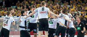 bei der deutschen Mannschaft regiert Erleichterung nach dem Schlusspfiff.