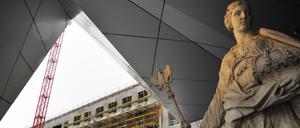 Geschichte trifft Gegenwart: die Baustelle des Humboldt-Forums und des geplanten Schlosses.