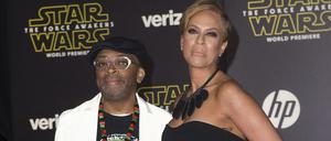 Der Schauspieler und Regisseur Spike Lee und Tonya Lewis Lee bei der Hollywood-Premiere des aktuellen "Star Wars"-Films.