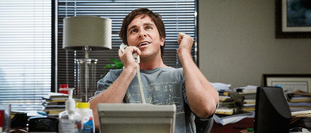 Christian Bale als Michael Burry in einer Szene aus dem Film «The Big Short».